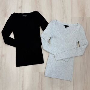Banana Republic V Neck Long Sleeve Sweaters, set of 2, size small black grey
